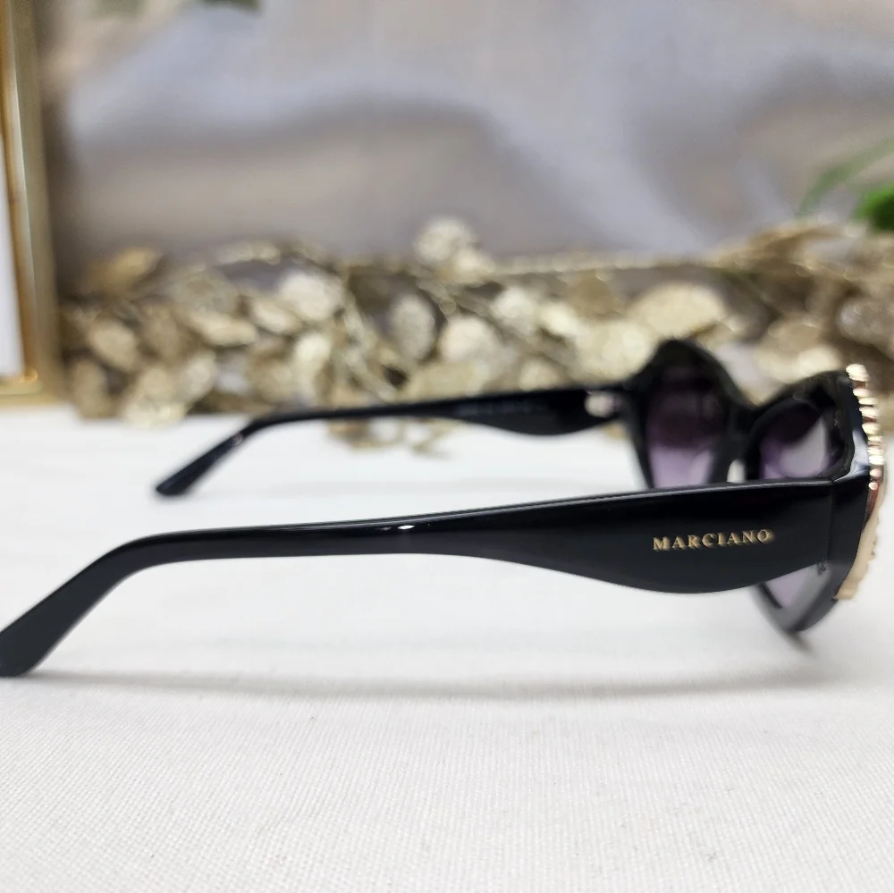 Guess by Marciano nib marciano